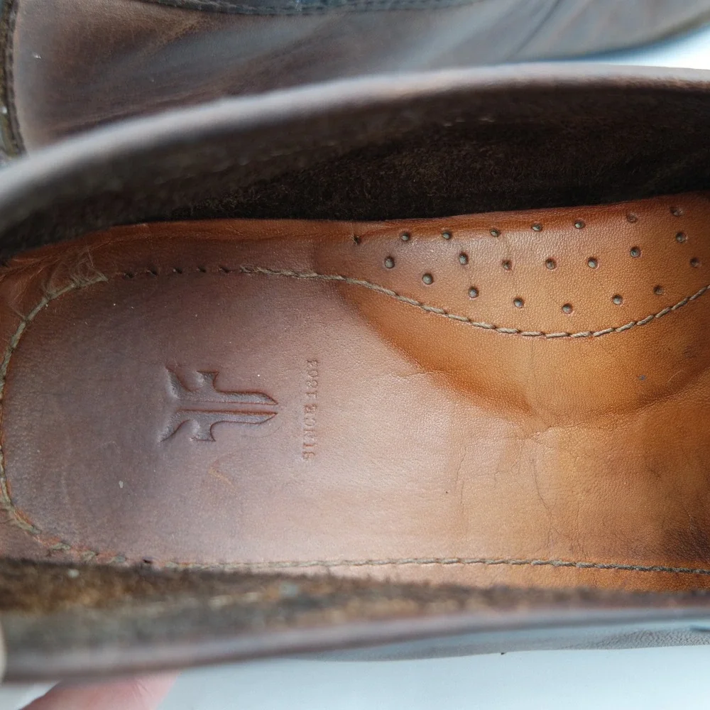 Frye lewis venetian